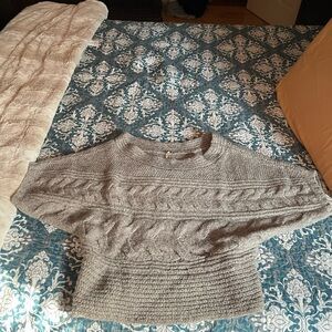 Free people sweater 29%wool